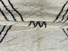 Load image into Gallery viewer, Moroccan Artistry | Handwoven Beni Ourain Rug with Bold Black Lines