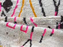 Load image into Gallery viewer, Moroccan Modern | Handwoven Azilal Rug with Pink and Black Accents