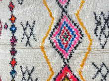 Load image into Gallery viewer, Moroccan Artistry | Hand-Knotted Beni Ourain Rug in Exquisite Lambswool