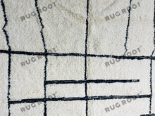 Load image into Gallery viewer, Contemporary Beni Ourain Rug | Handwoven Moroccan Wool with Abstract Pattern