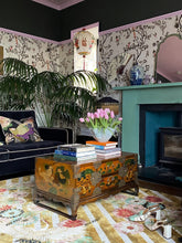 Load image into Gallery viewer, Hand-Tufted Designer Floral Crane Rug - 9' x 12' Gold Color