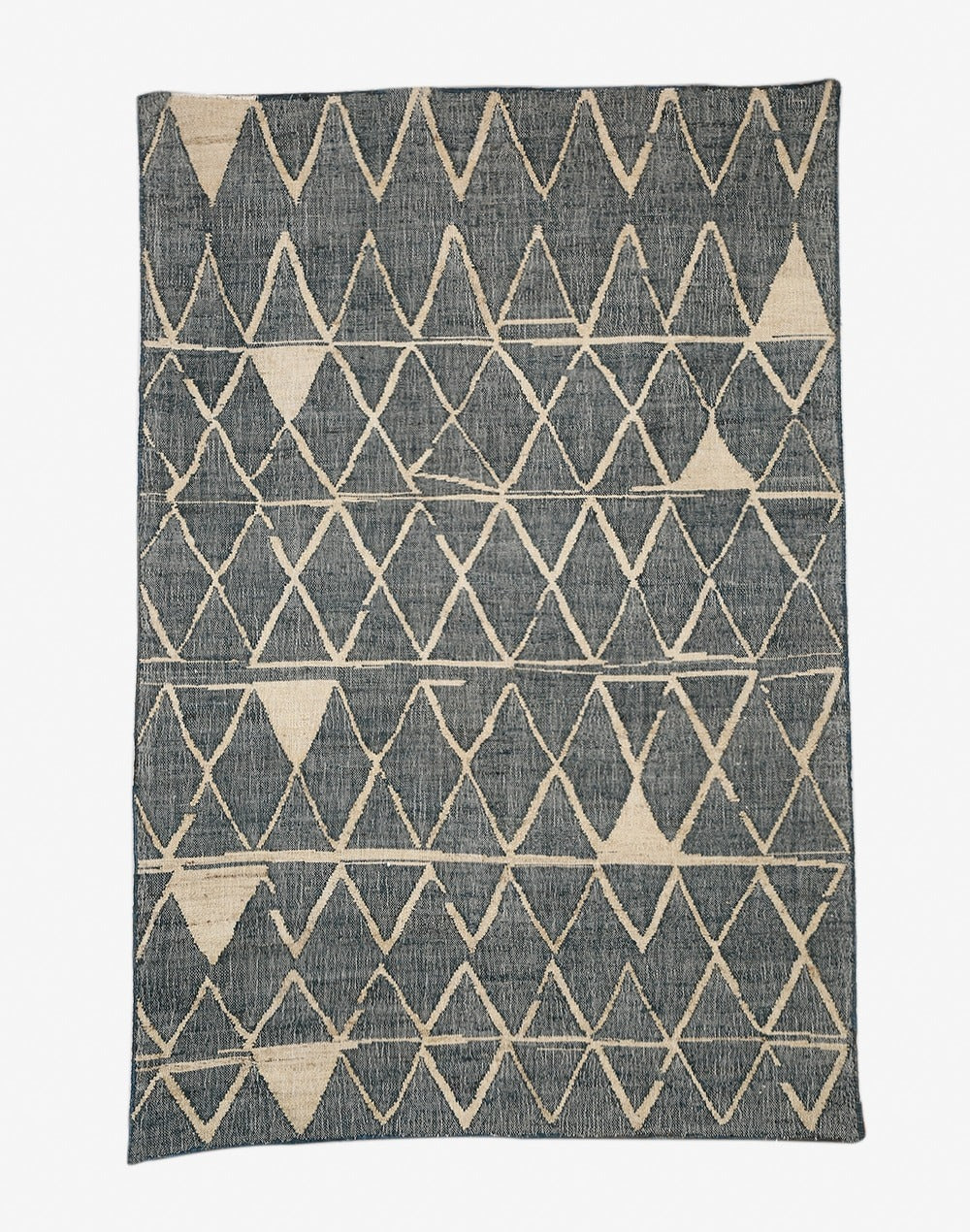 Handwoven Wool & Jute Rug with Tribal Diamond Pattern - Charcoal & Natural