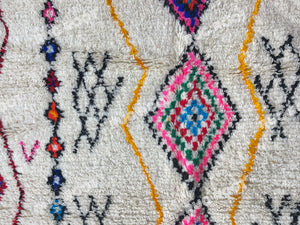 Moroccan Artistry | Hand-Knotted Beni Ourain Rug in Exquisite Lambswool