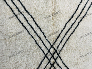 Moroccan Artistry | Handwoven Beni Ourain Rug with Bold Black Lines