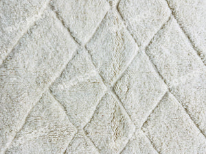 Handwoven White Beni Ourain Rug | Moroccan Wool Simplicity for Modern Decor
