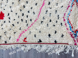Handwoven Moroccan Artistry | Unique Berber Azilal Rug with Beni Ourain Flair