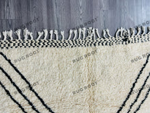 Load image into Gallery viewer, Moroccan Artistry | Handwoven Beni Ourain Rug with Bold Black Lines
