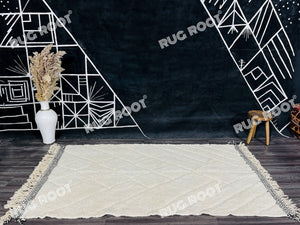 Handwoven White Beni Ourain Rug | Moroccan Wool Simplicity for Modern Decor