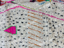 Load image into Gallery viewer, Handwoven Moroccan Artistry | Unique Berber Azilal Rug with Beni Ourain Flair
