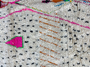 Handwoven Moroccan Artistry | Unique Berber Azilal Rug with Beni Ourain Flair