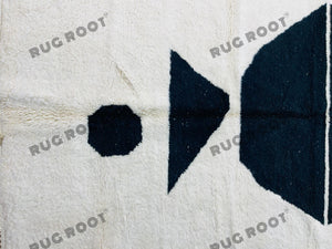 Abstract Dreams | Large Handwoven Moroccan Beni Ourain Rug in Pure White Wool