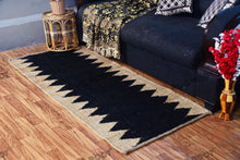 Load image into Gallery viewer, Handwoven Jute &amp; Black Geometric Pattern Runner – Natural &amp; Black
