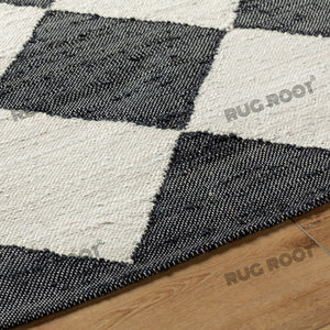 Handwoven Jute & Wool Rug with Geometric Diamond Design - Black & Ivory
